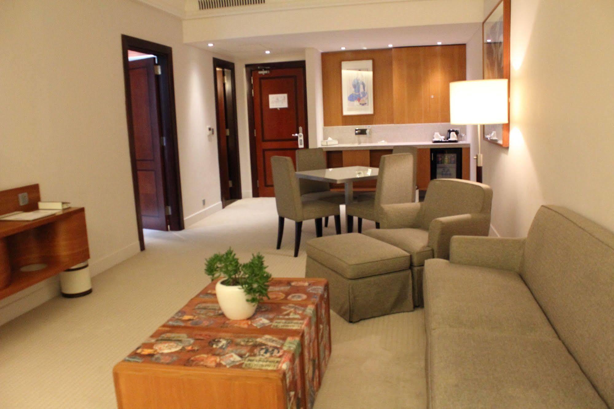 K108 Hotel Doha Kültér fotó