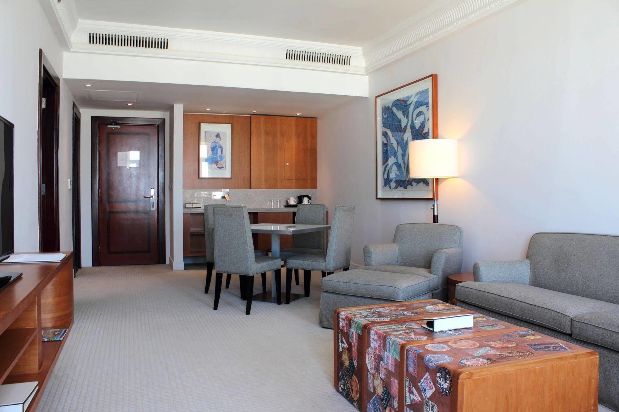 K108 Hotel Doha Kültér fotó